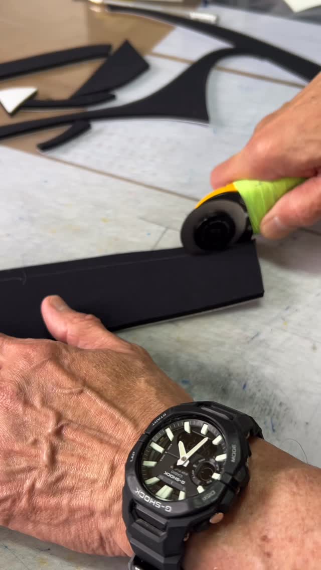 裁断ASMR
商品のことやこんなものが欲しいなど
お気軽にご連絡ください☺️

#作業音 #ASMR #裁断